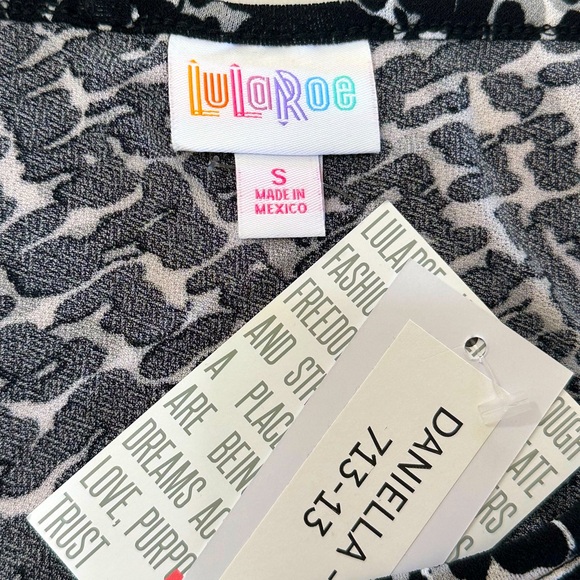 LuLaRoe Daniella Cross Back Tank Top Size S Cami Tank - Picture 4 of 6